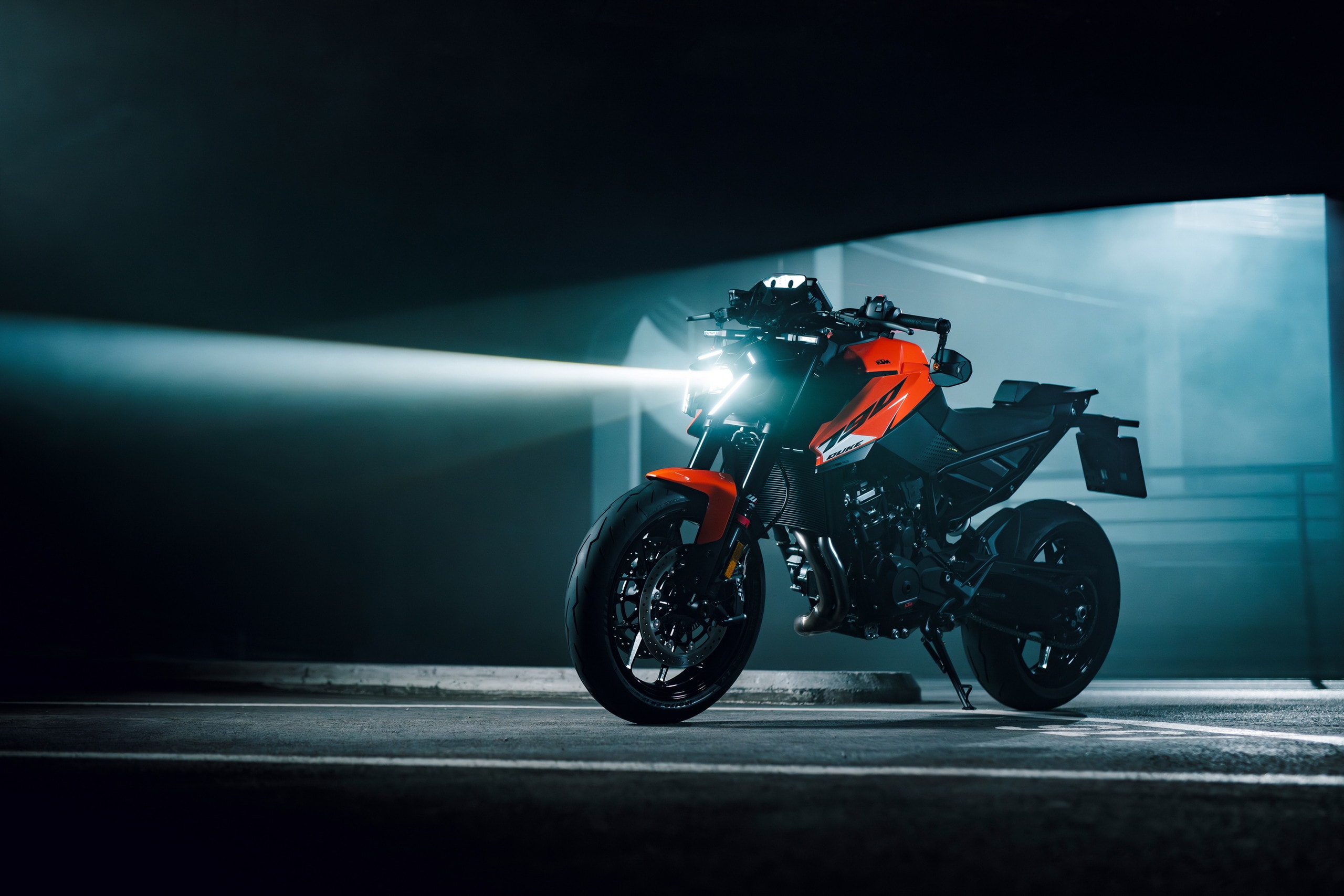 2027 KTM 790 Duke (10)