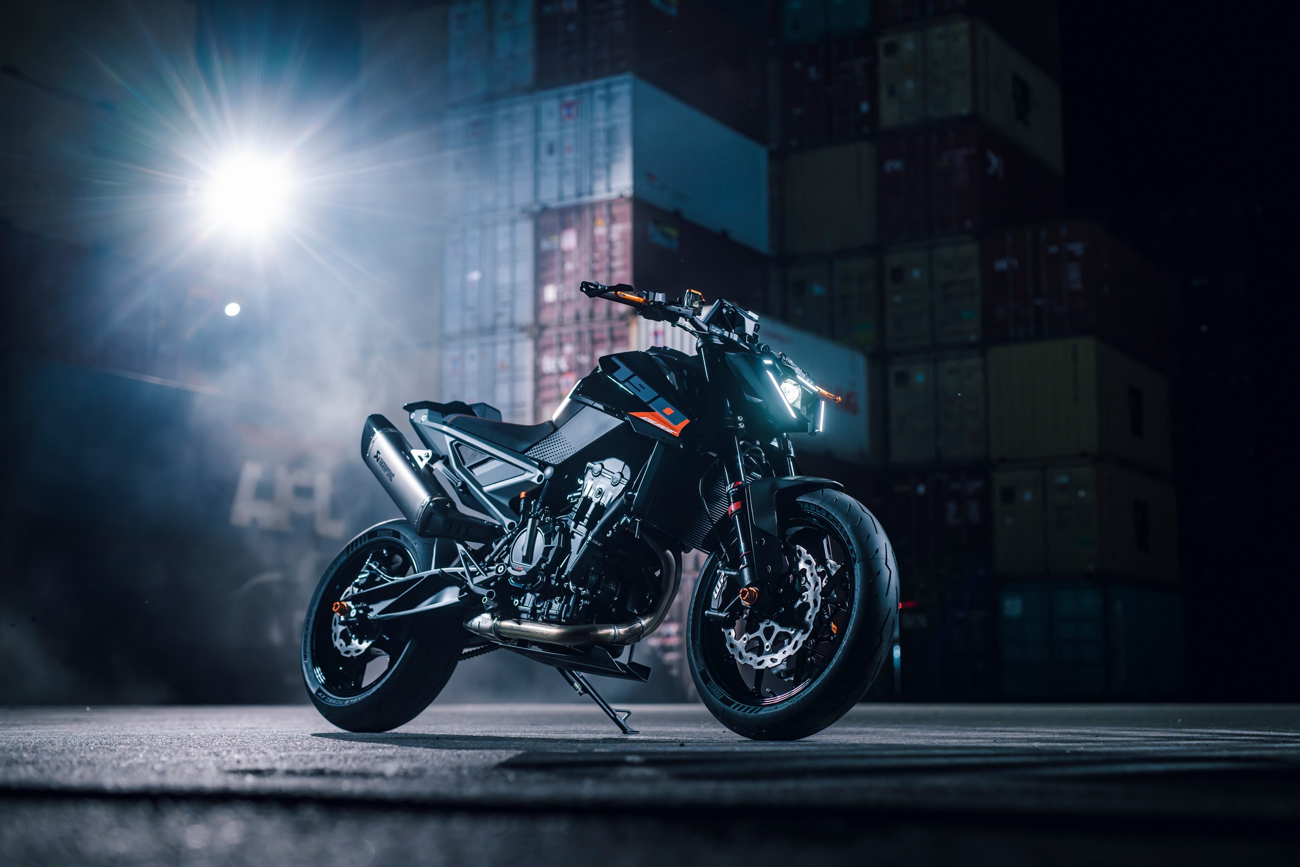 2027 KTM 790 Duke (4)