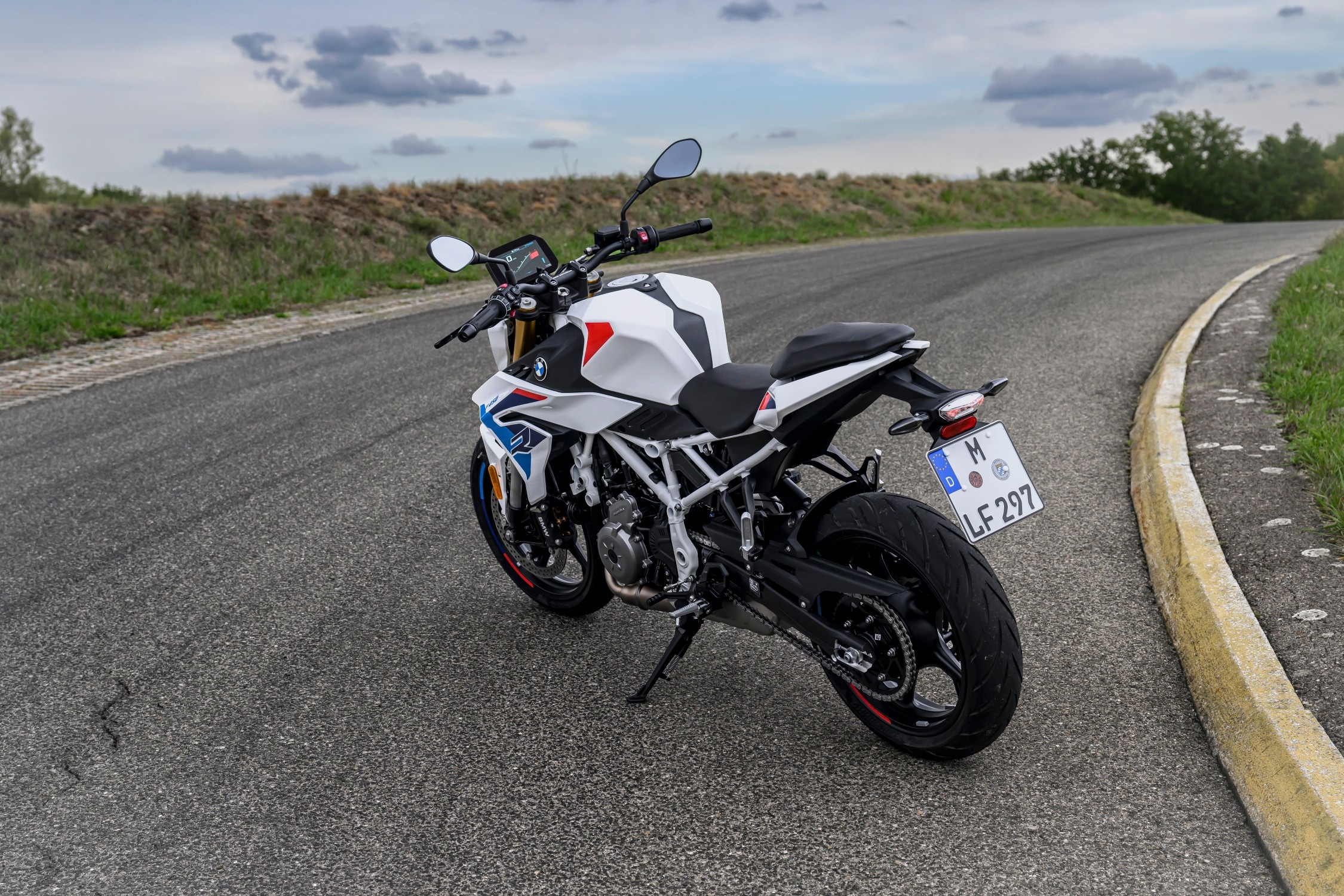 BMW F 450 R (15)