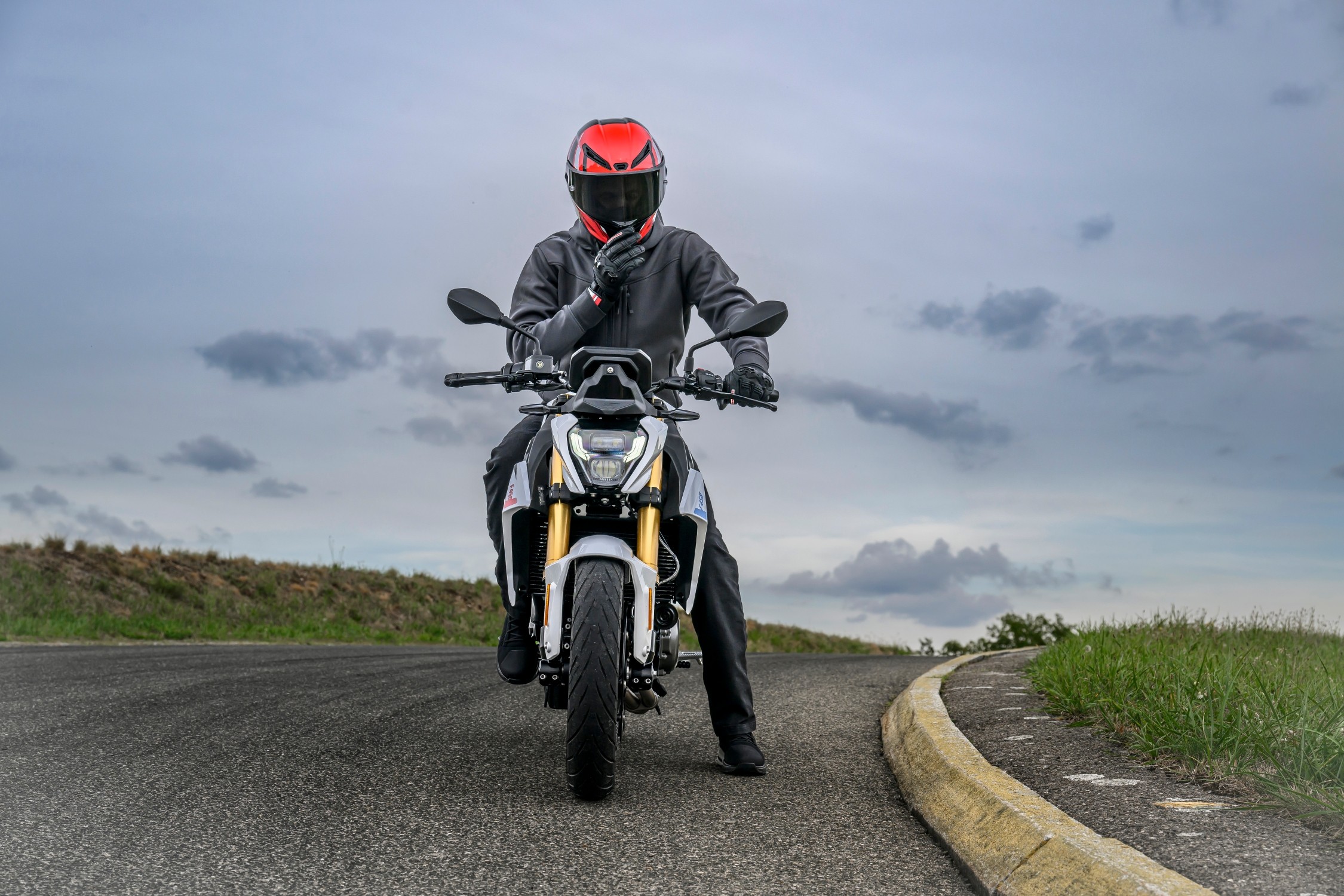 BMW F 450 R (17)