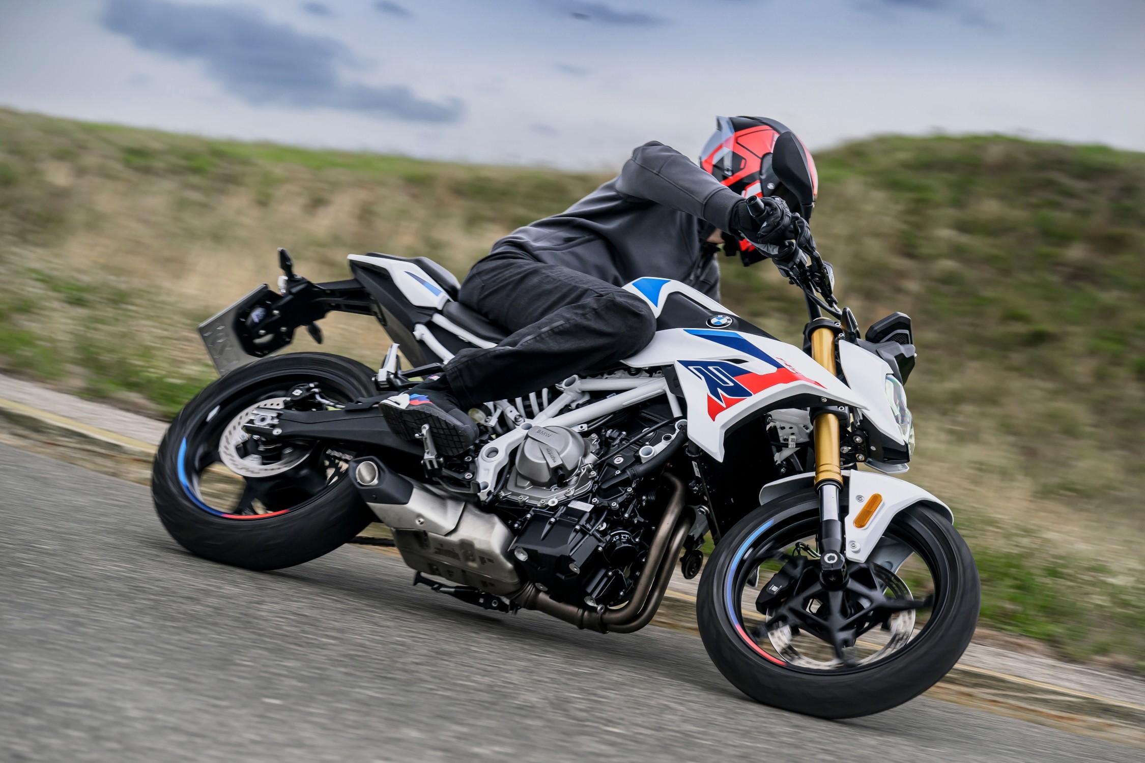 BMW F 450 R (4)