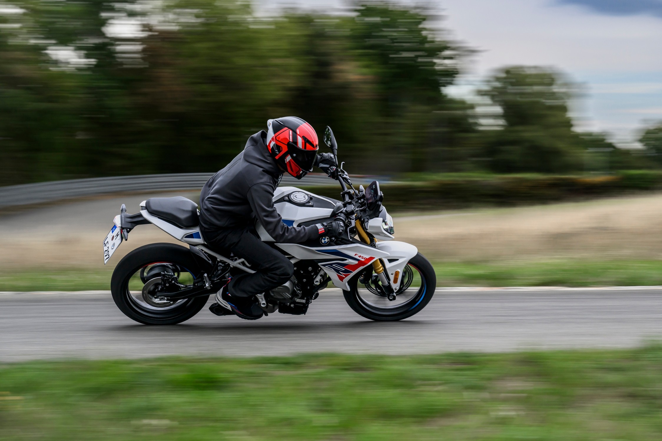BMW F 450 R (7)
